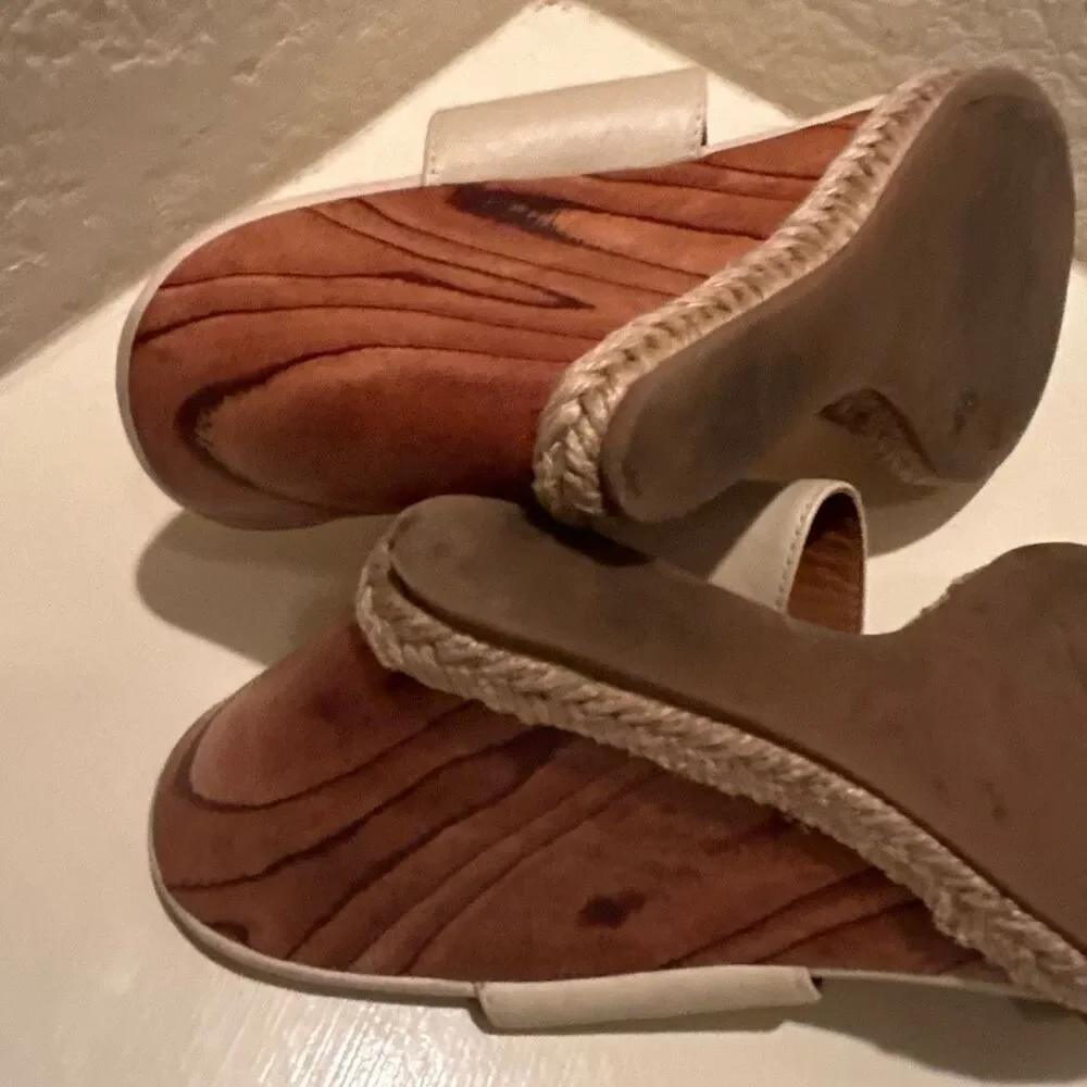 Tory Burch Women's Size 10 Double Strap Wedge Sandals Beige Coastal Old Money